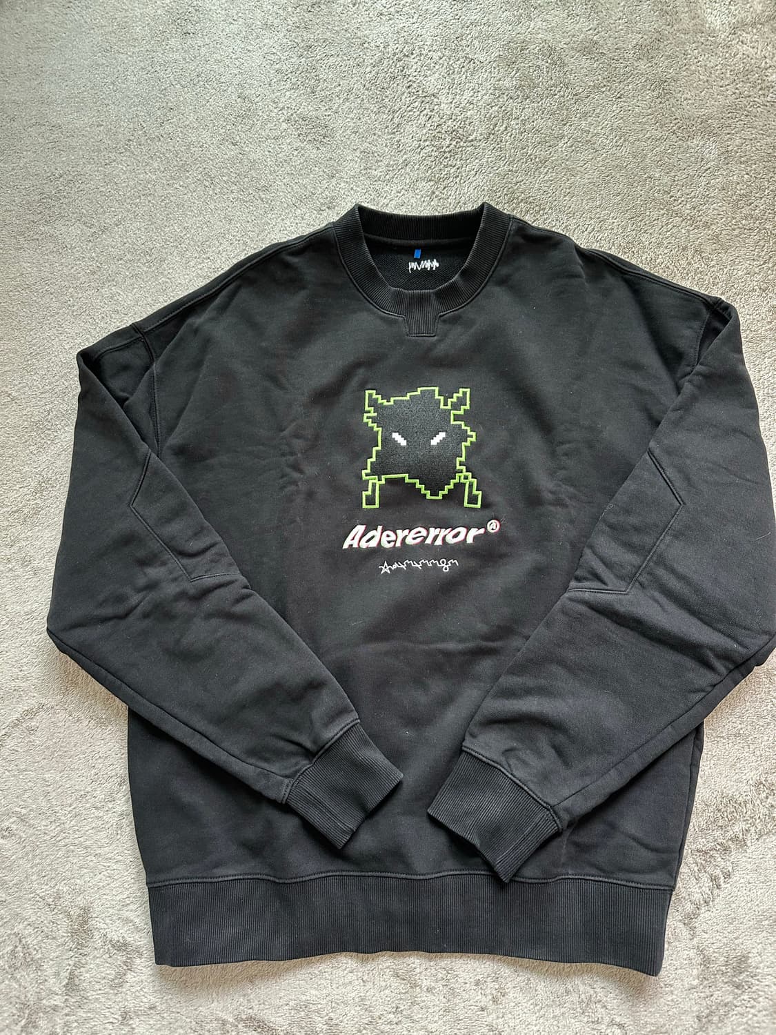 아더에러 20ss시즌 베이더 맨투맨 상품이미지1