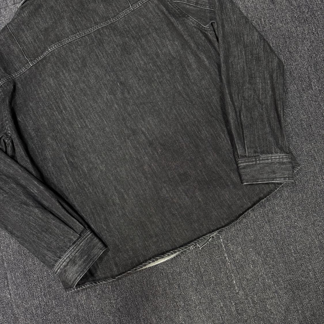 Coor 쿠어 25ss 워시드 데님 포켓 셔츠 상품이미지8