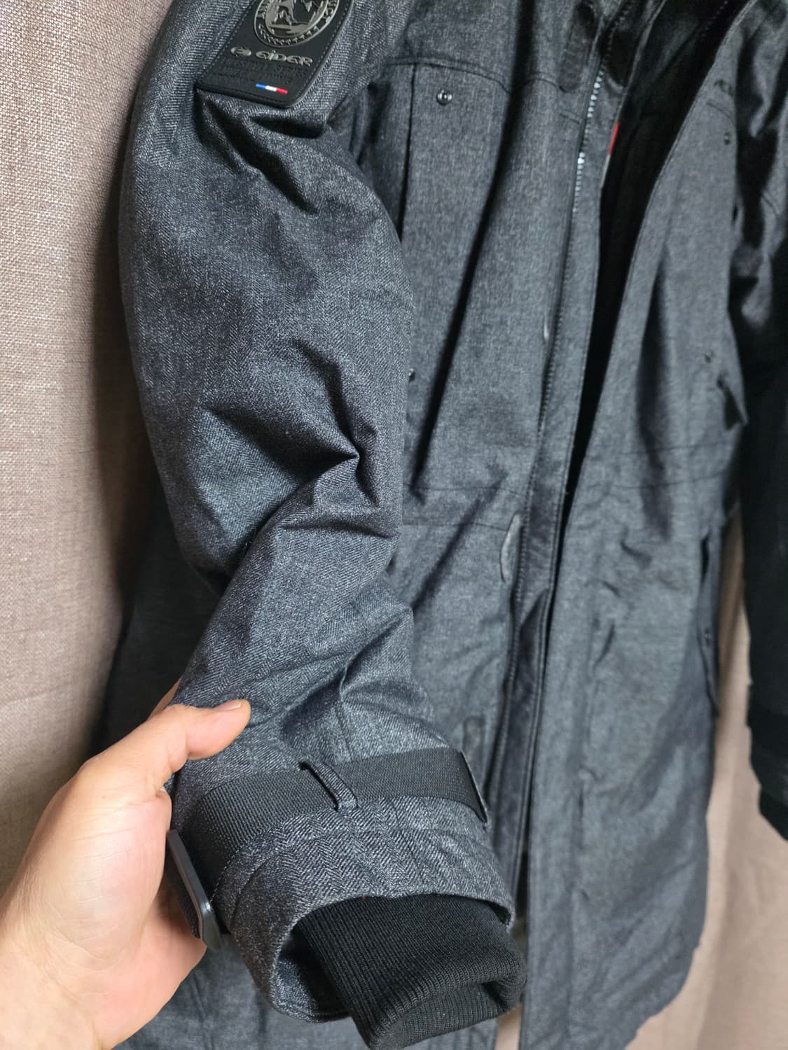 아이더구스패딩 M 상품이미지2