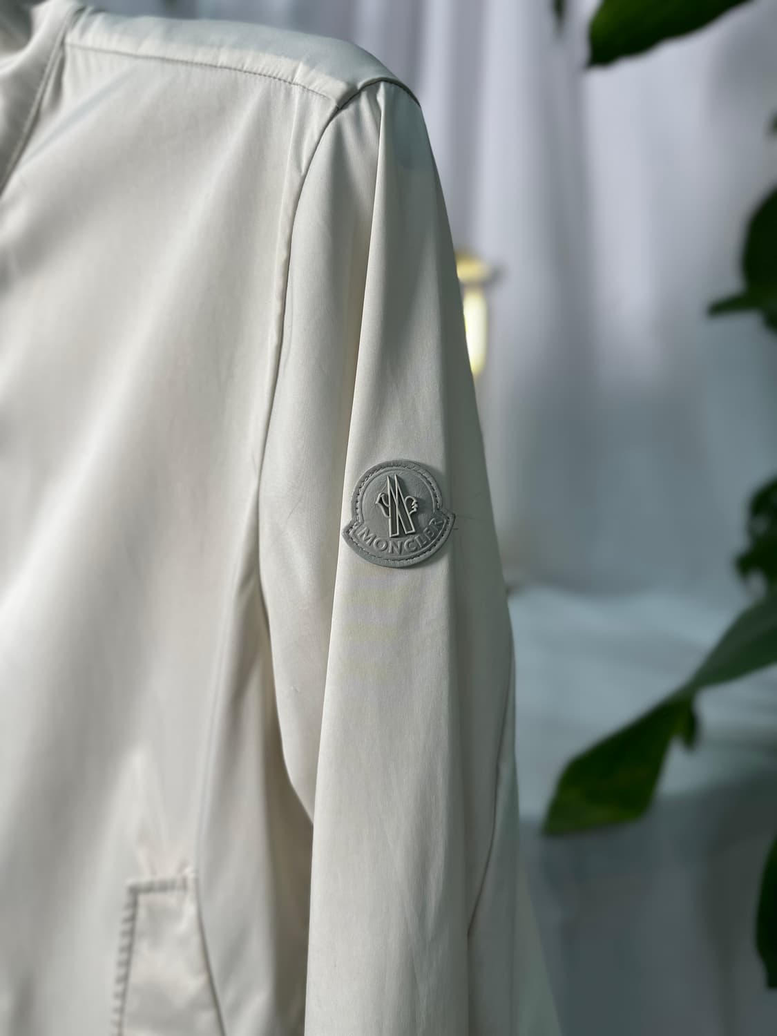 [정품] 몽클레어 카탈라 바이커 자켓 2사이즈 상품이미지3