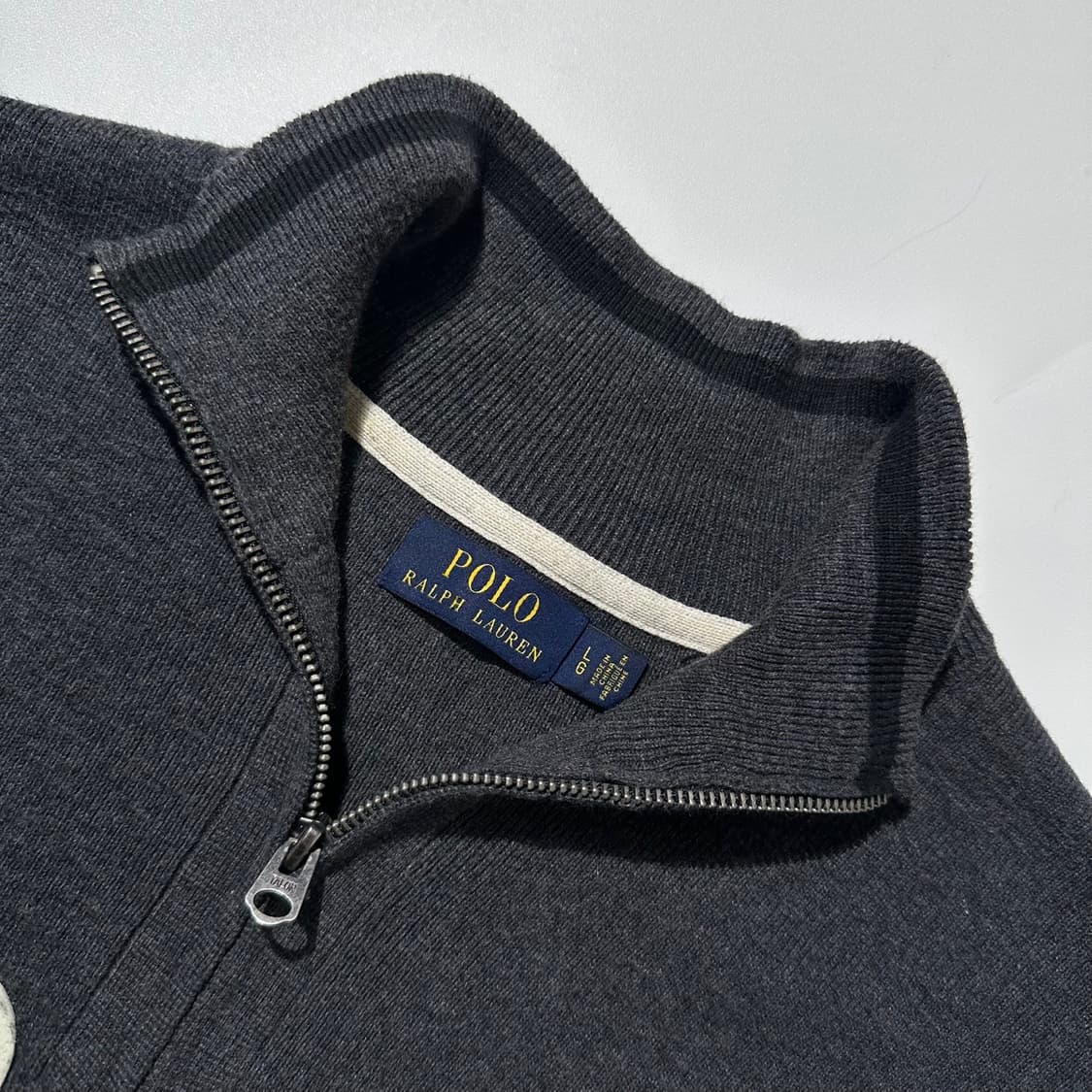 폴로 랄프로렌 로고 스펠아웃 하프집업 니트 상품이미지4