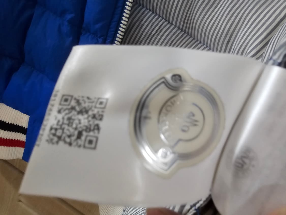 몽클레어 감마블루 사선 봄버 패딩(2/100/오케이몰정품) 상품이미지10