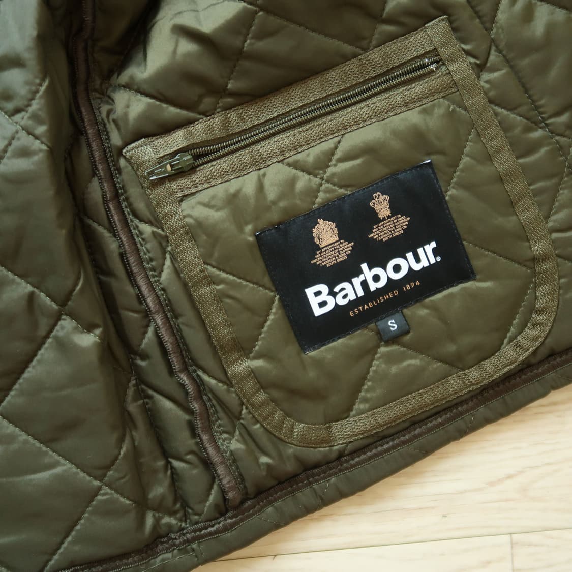 [새제품] 바버 헤리티지 리데스데일 퀼팅 자켓 상품이미지9