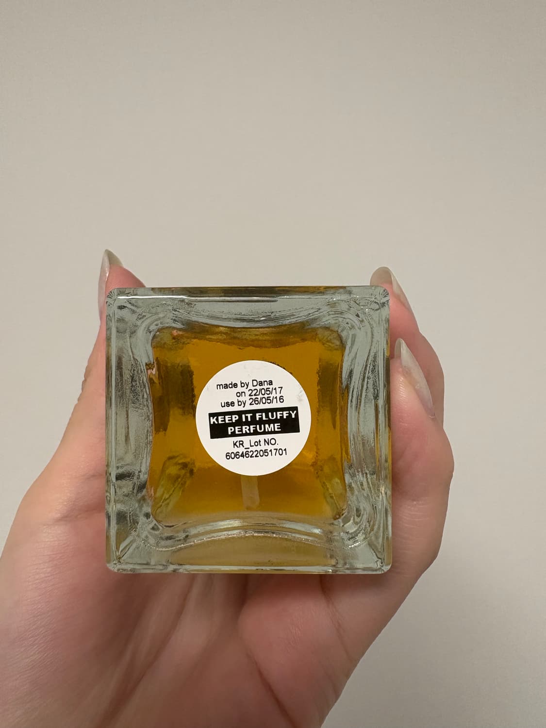 러쉬 킵 잇 플러피 향수 100ml 거의 새 상품 상품이미지3