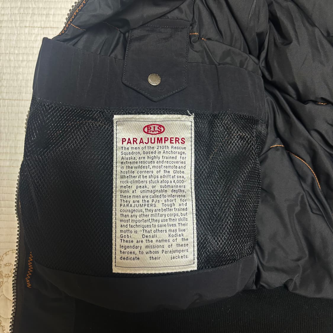 파점 트라이브 라쿤퍼 패딩 S 상품이미지9