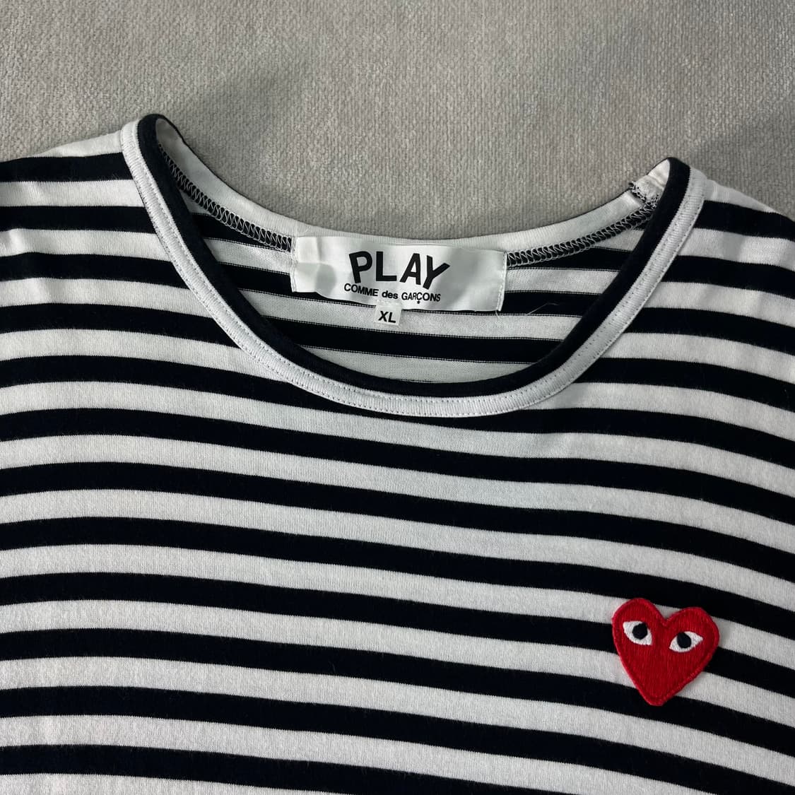95 꼼데가르송 하트 스트라이프 롱슬리브 티셔츠 상품이미지2