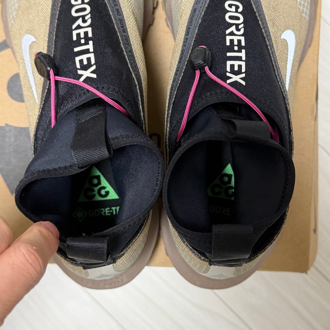 나이키 ACG 마운틴 플라이 고어텍스 카키 275 상품이미지5