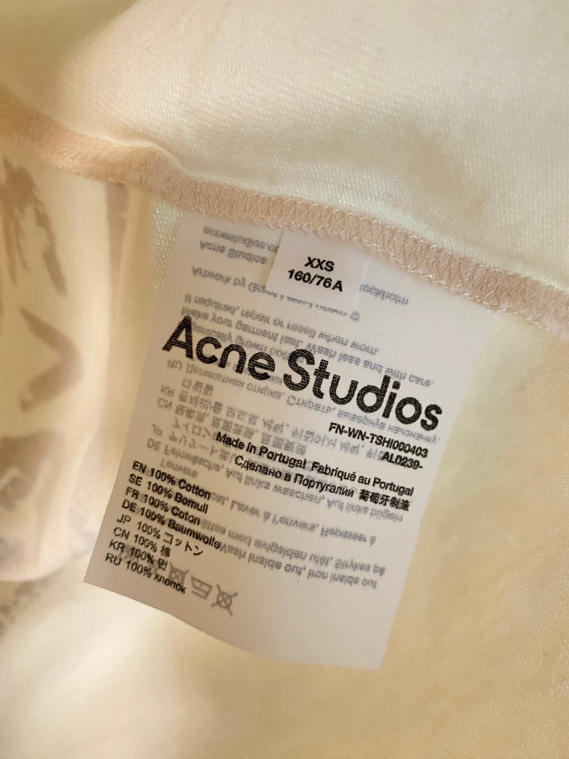 아크네 스튜디오 백프린트 티셔츠 (남여공용) 상품이미지4