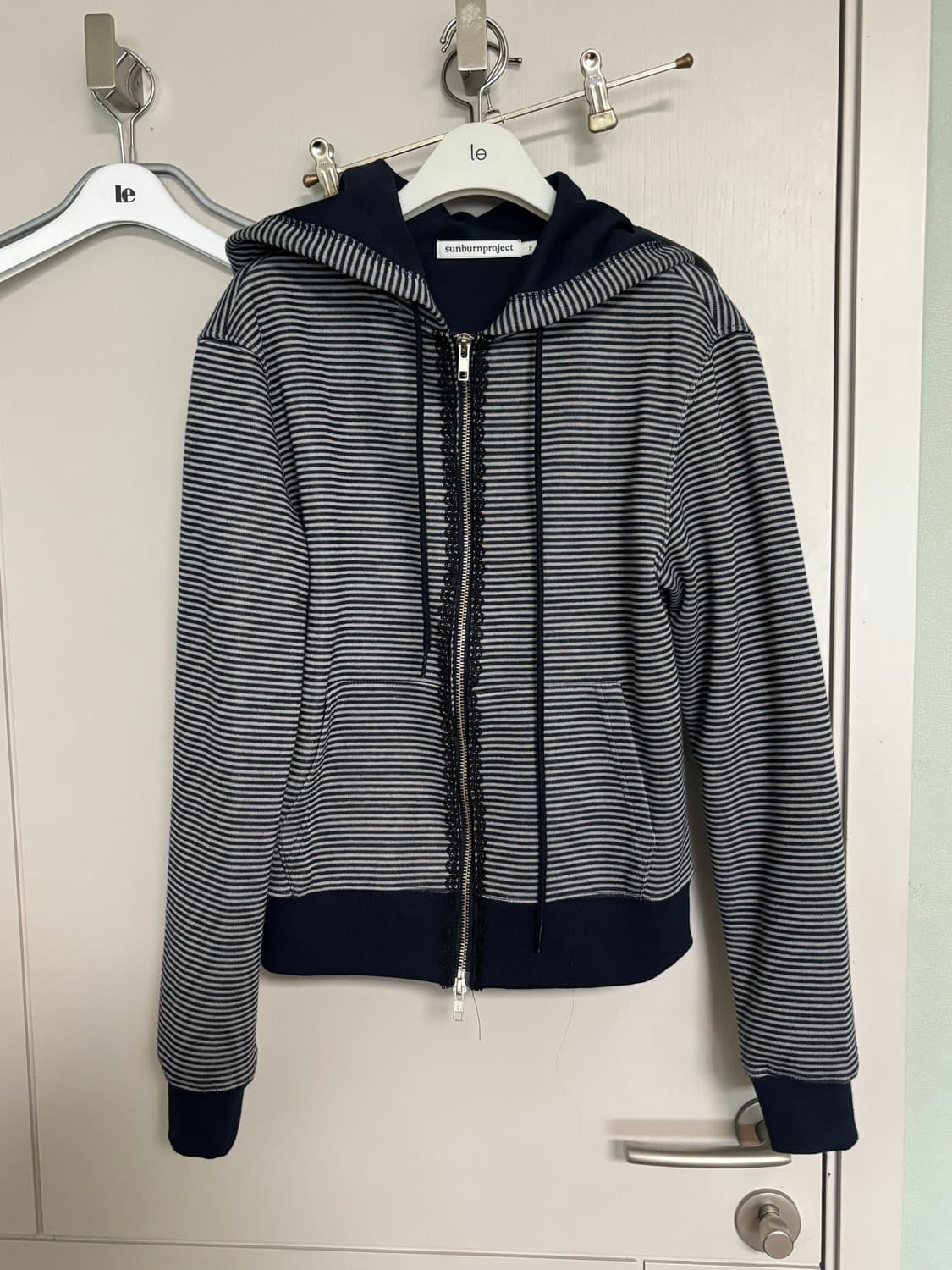 [단종] 썬번프로젝트 레이스 스트라이프 후드집업 / 정가 139000 상품이미지4