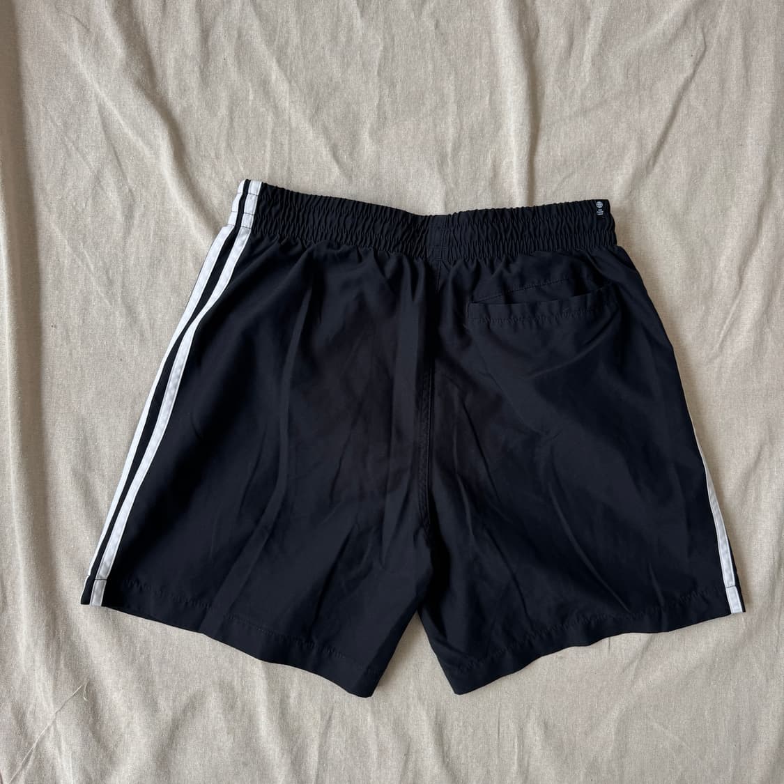 아디다스 검흰 삼선 반바지 XL (30~33) 상품이미지3