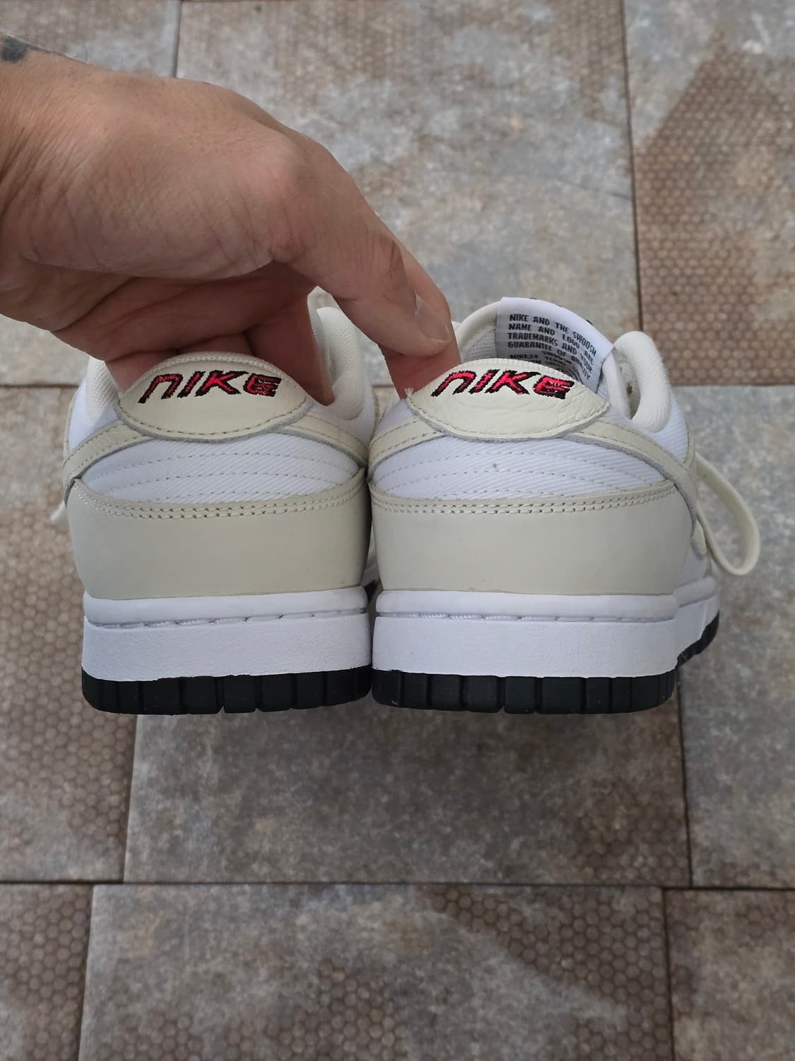 (240)나이키 덩크 로우 lx 코코넛 밀크 스니커즈 상품이미지8