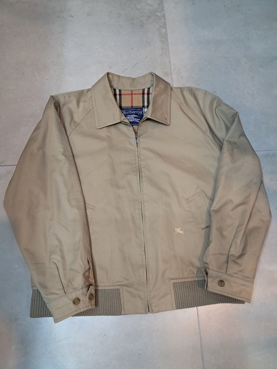 버버리 베이지색 자켓 (정품) 상품이미지1