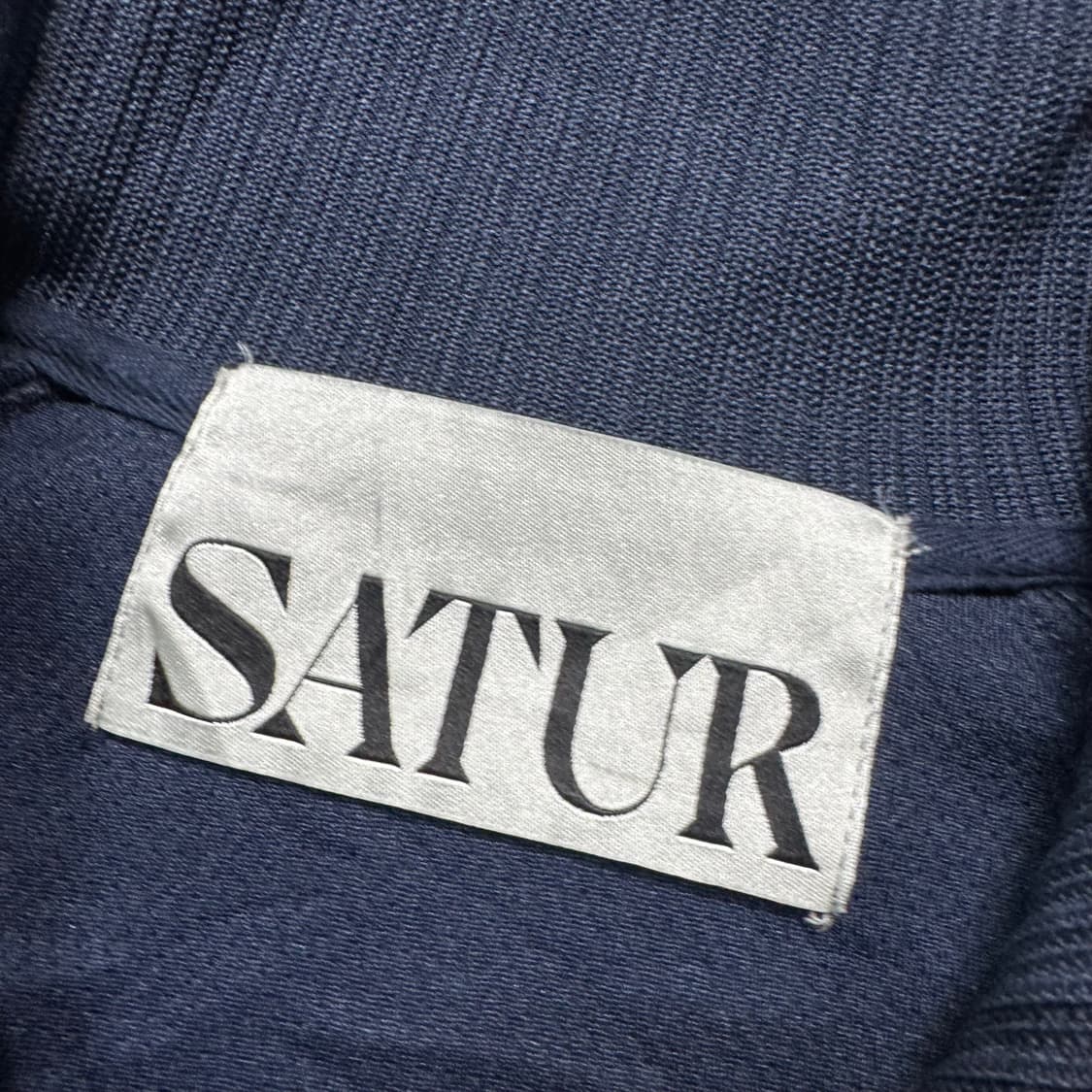 Name : 세터 SATUR 시그니처로고 사이드라인 니트집업 :)  상품이미지5