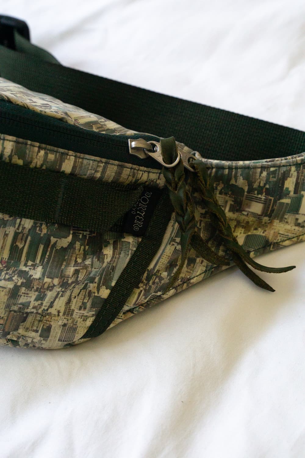 Porter x Essential designs* 콜라보 슬링백 상품이미지4
