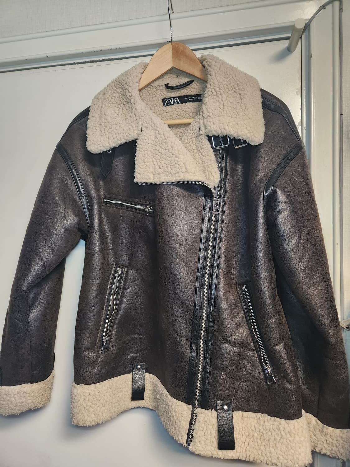 자라 브라운 무스탕 S 브라운 상품이미지1