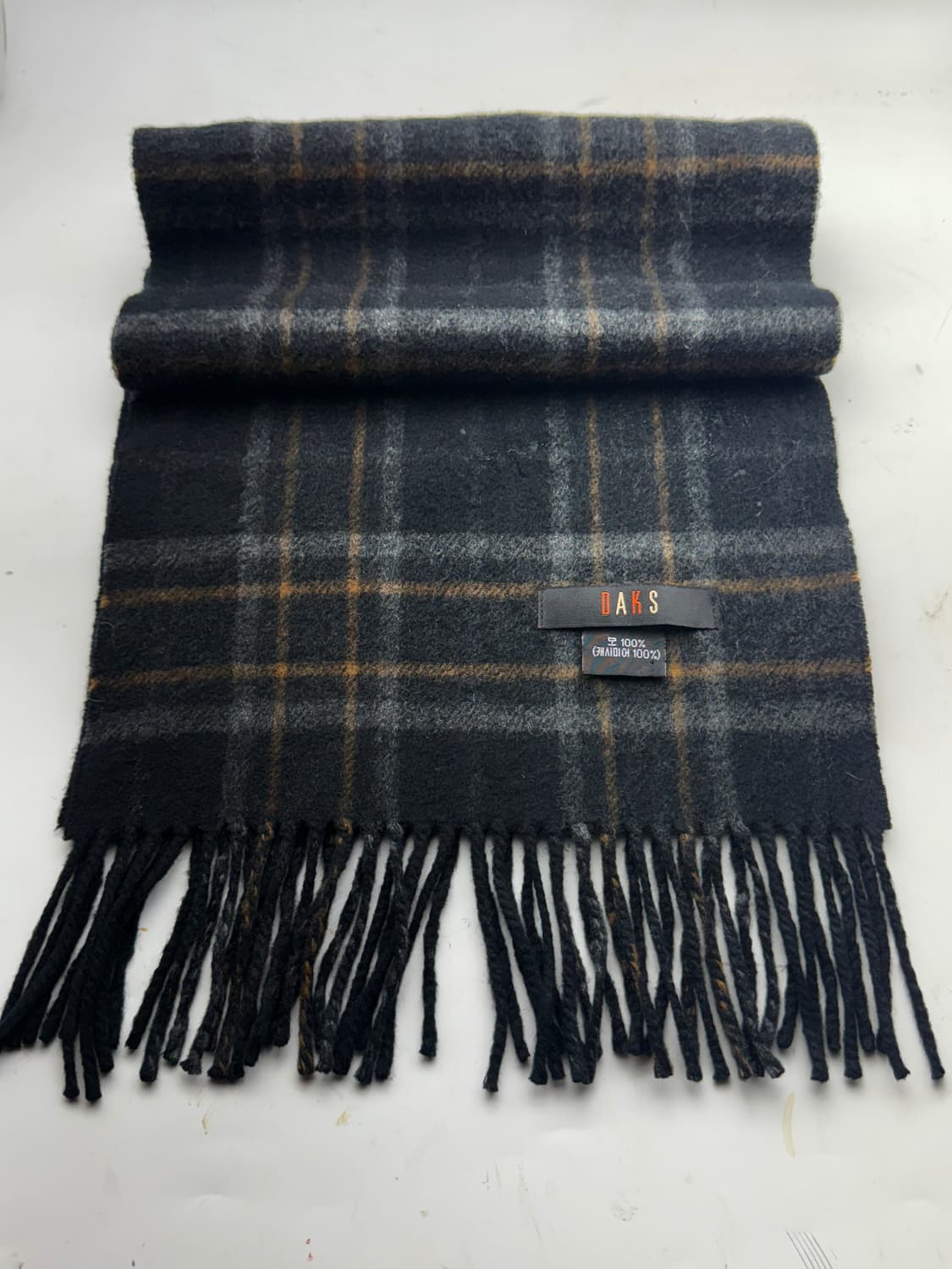 닥스 양면 머플러 상품이미지1