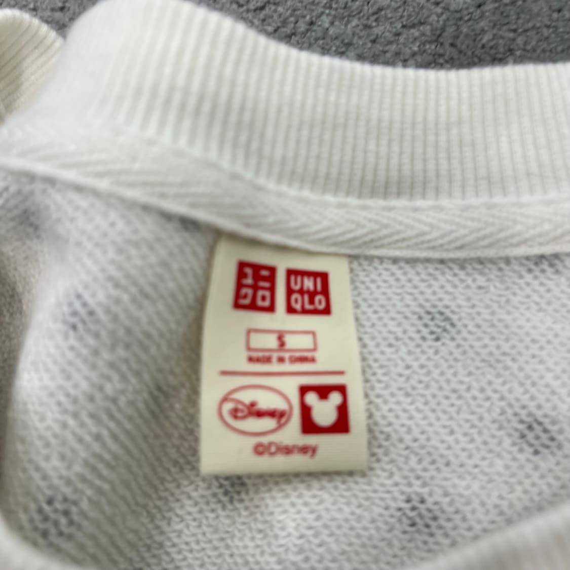 S 유니클로 도트 롱 맨투맨 상품이미지5