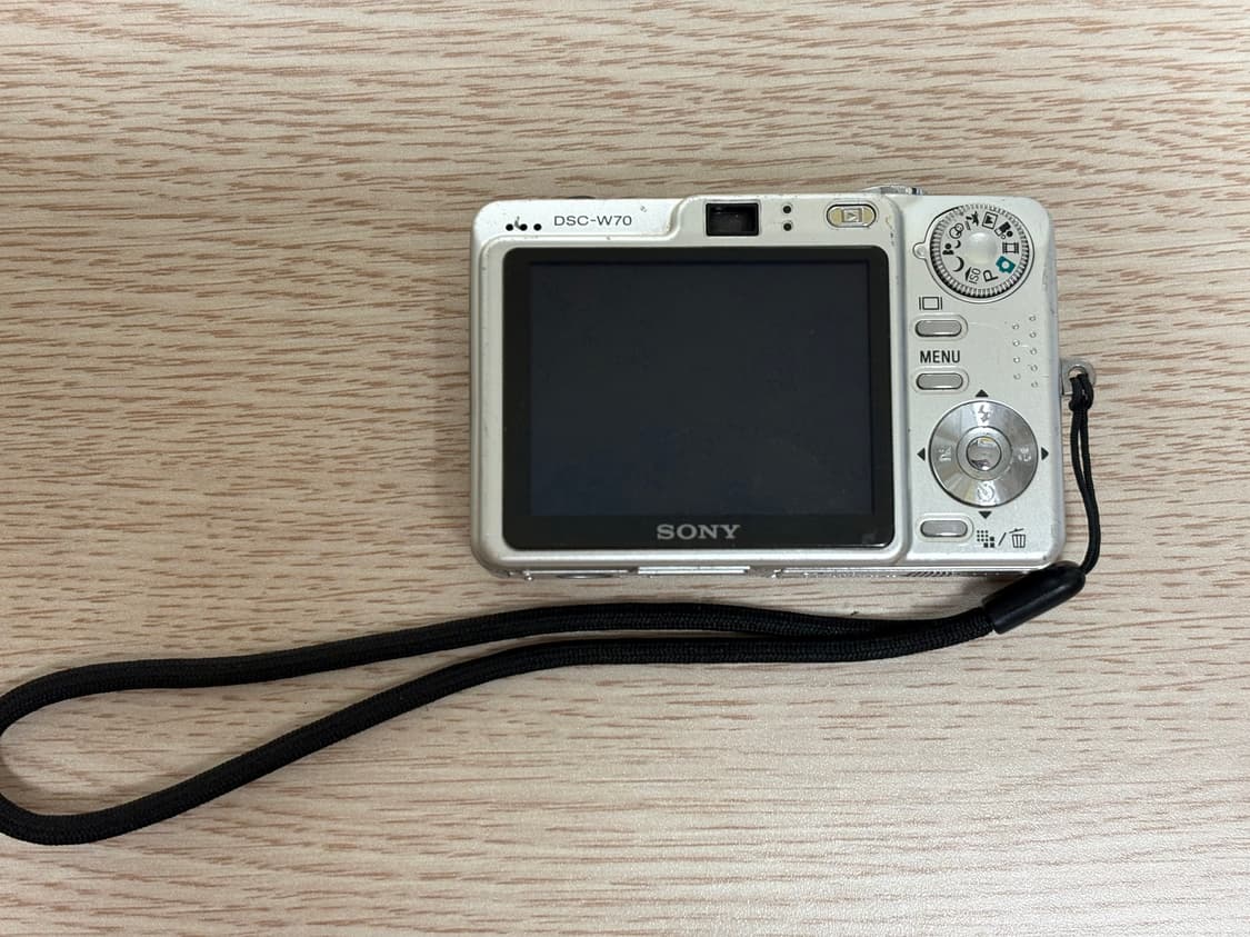 소니 사이버샷 DSC-W70 상품이미지2