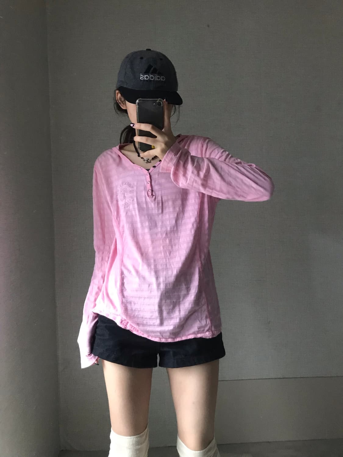 후아유 핑크 버튼 후드티 상품이미지1