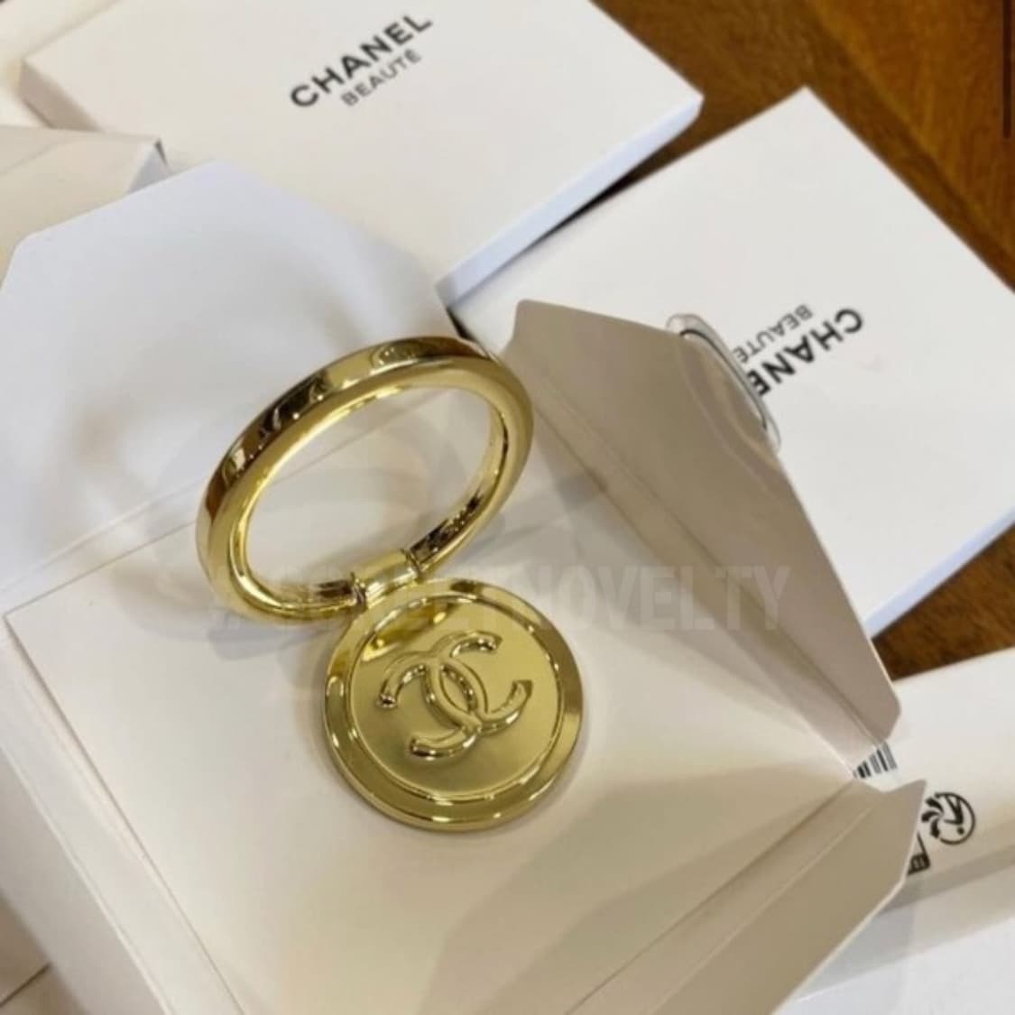 샤넬뷰티 VIP 그립톡 골드 상품이미지7