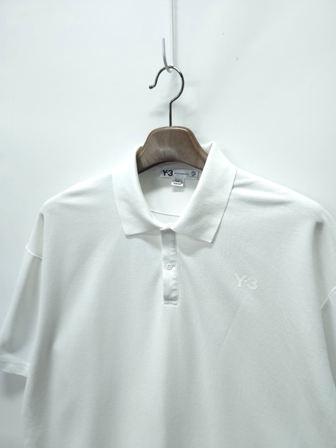 Y-3 와이쓰리 화이트 로고 오버핏 반팔 카라티 (L사이즈) 상품이미지3