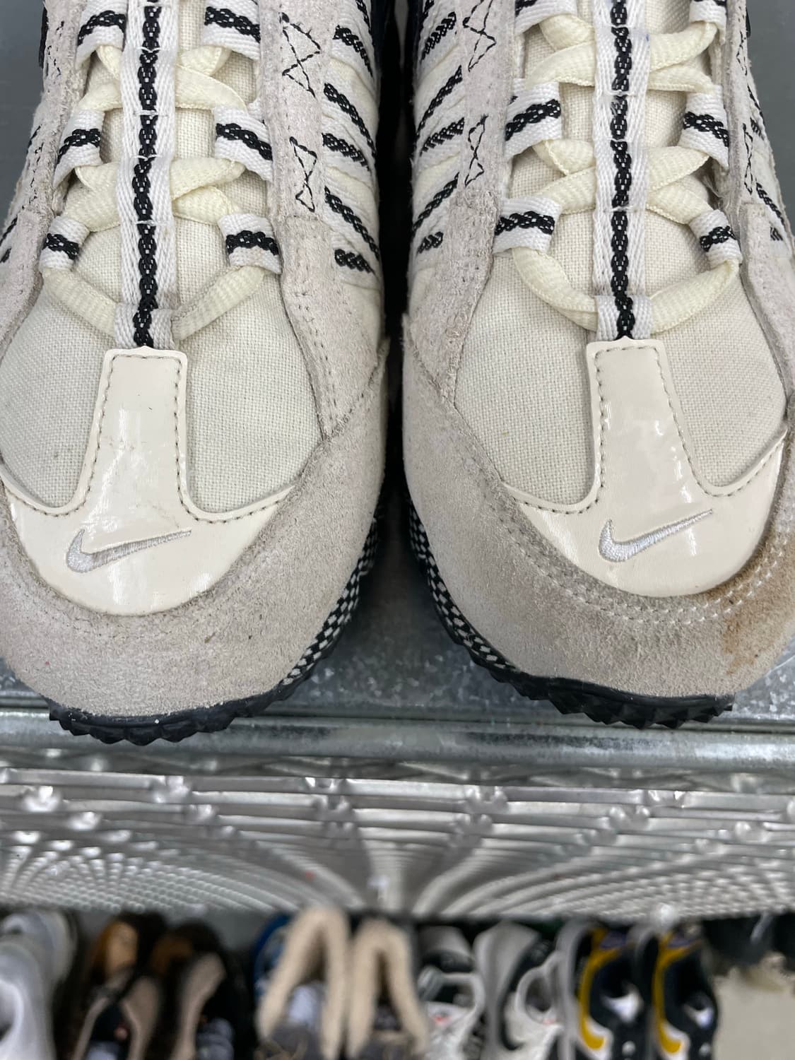 나이키 에어 휴마라 페일 아이보리 블랙 245 상품이미지8