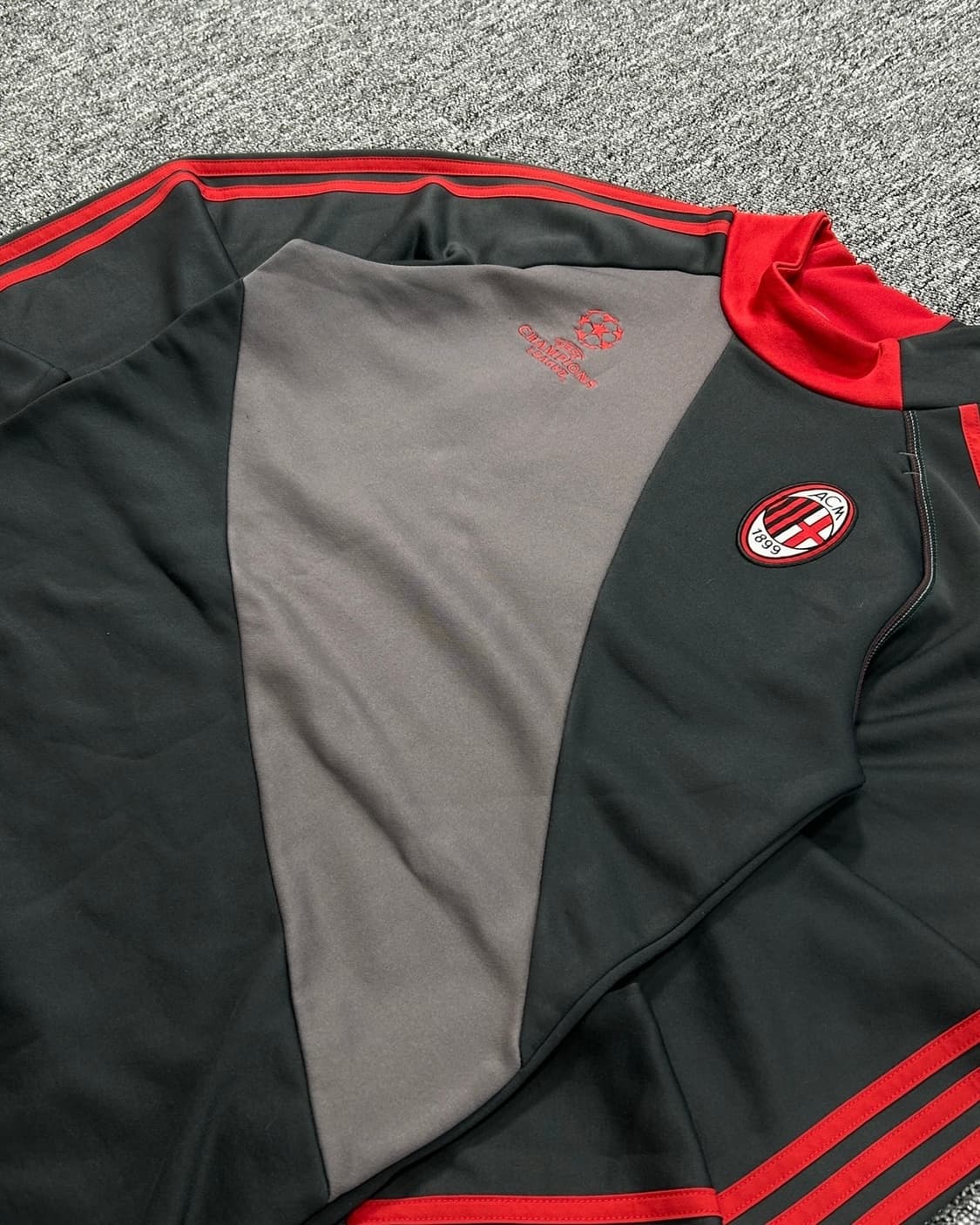 아디다스 12-13 UCL AC밀란 트레이닝 탑  상품이미지2