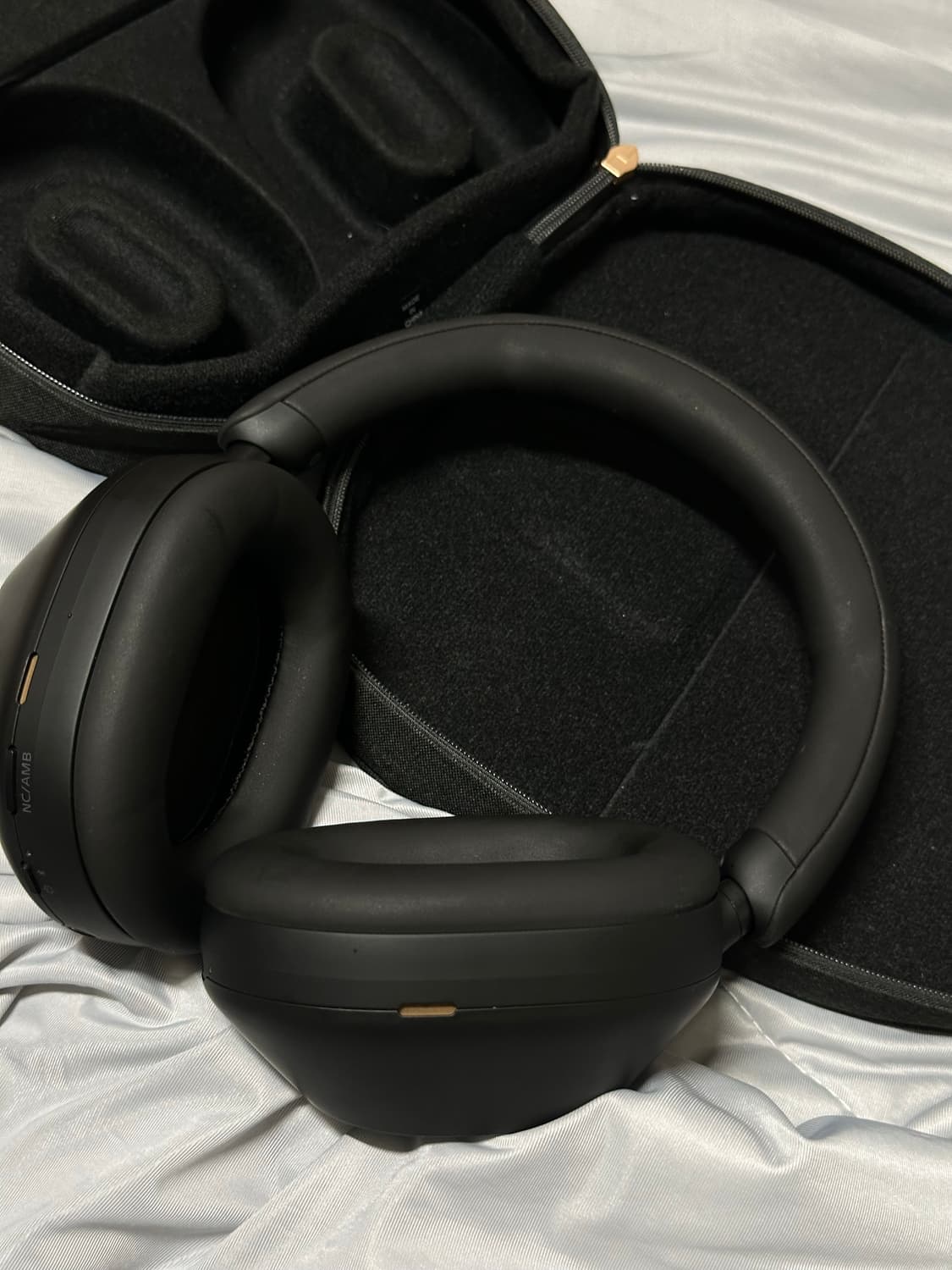 소니 WH-1000XM5 블랙 헤드폰 상품이미지9