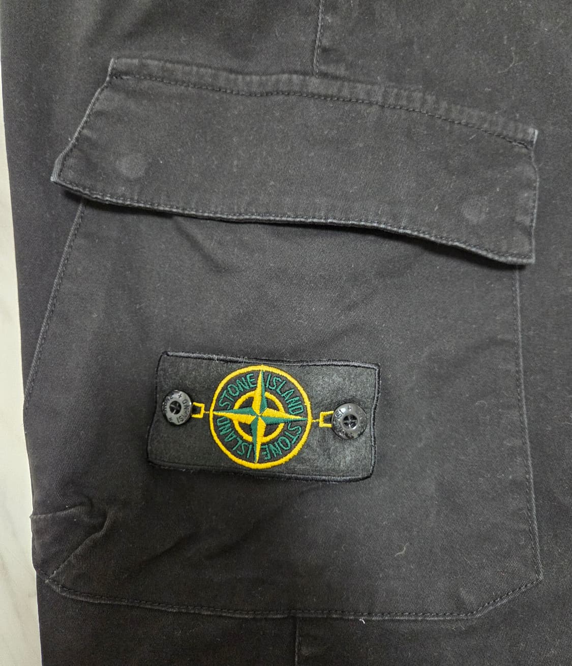 스톤아일랜드 와펜 카고 팬츠 상품이미지4