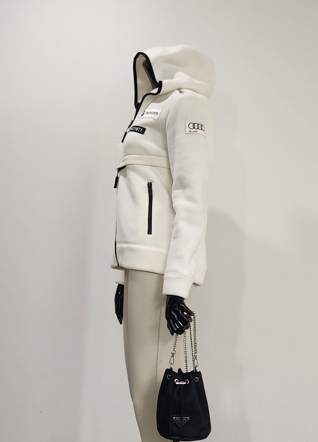 데상트 후리스  상품이미지5