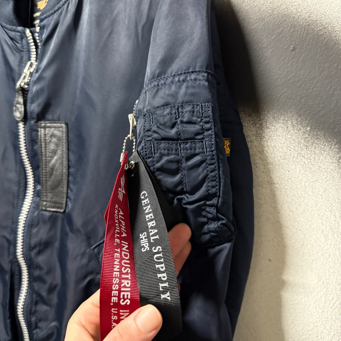 알파인더스트리 ma-1 플라이트 봄버 자켓 네이비 상품이미지4