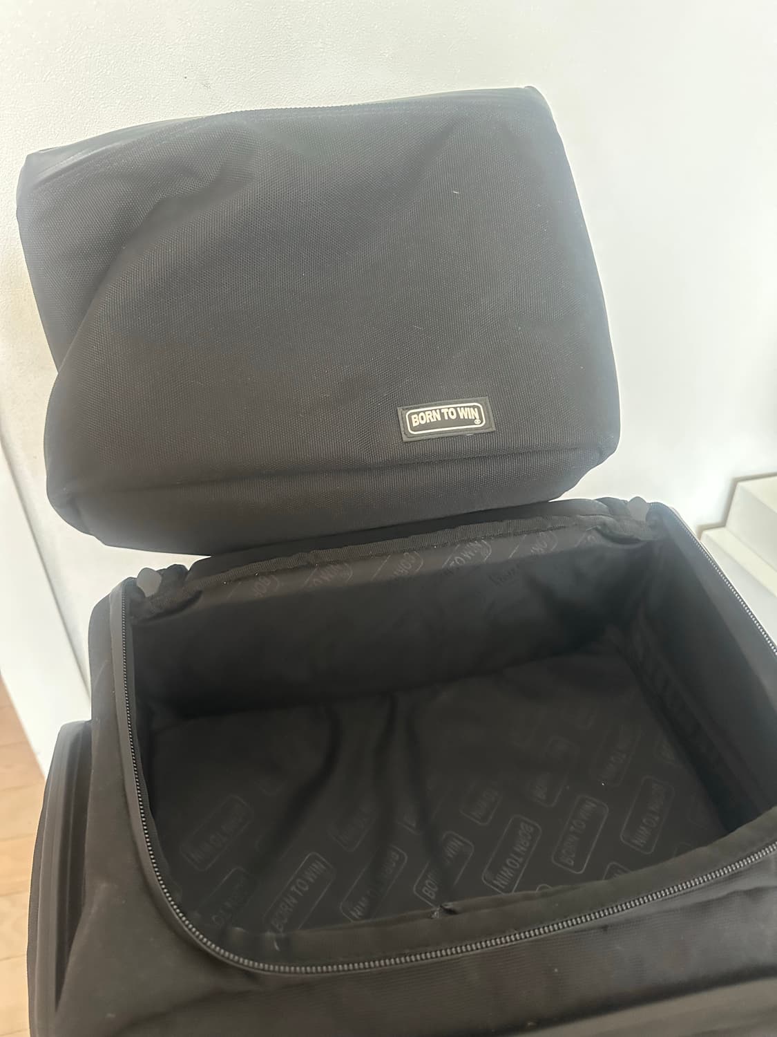 본투윈 B1 BACKPACK PATCH VER 헬스가방 (블랙) 상품이미지3