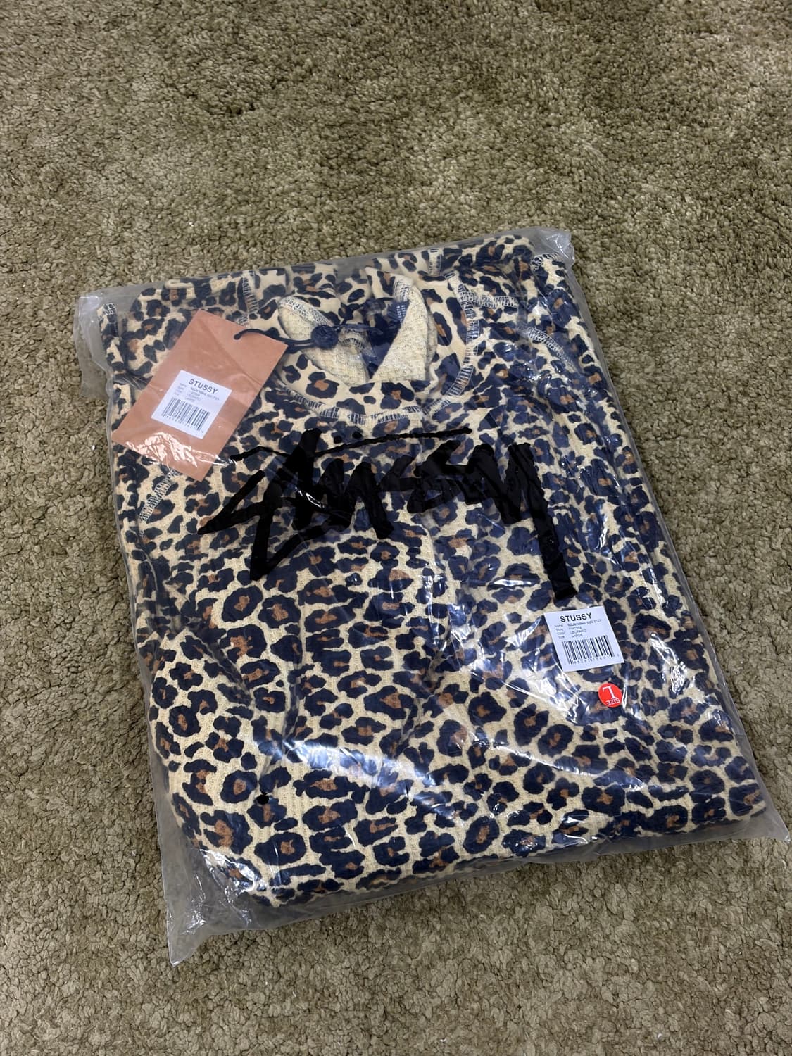스투시 베이직 써멀 레오파드 L 새상품 상품이미지3
