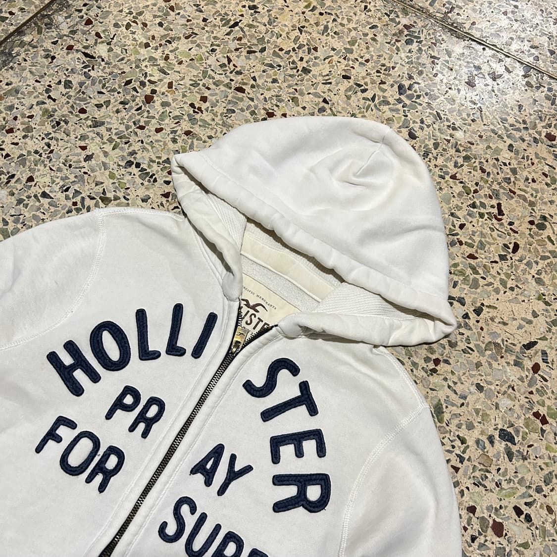 홀리스터(Hollister) 화이트 로고 후드집업 상품이미지2