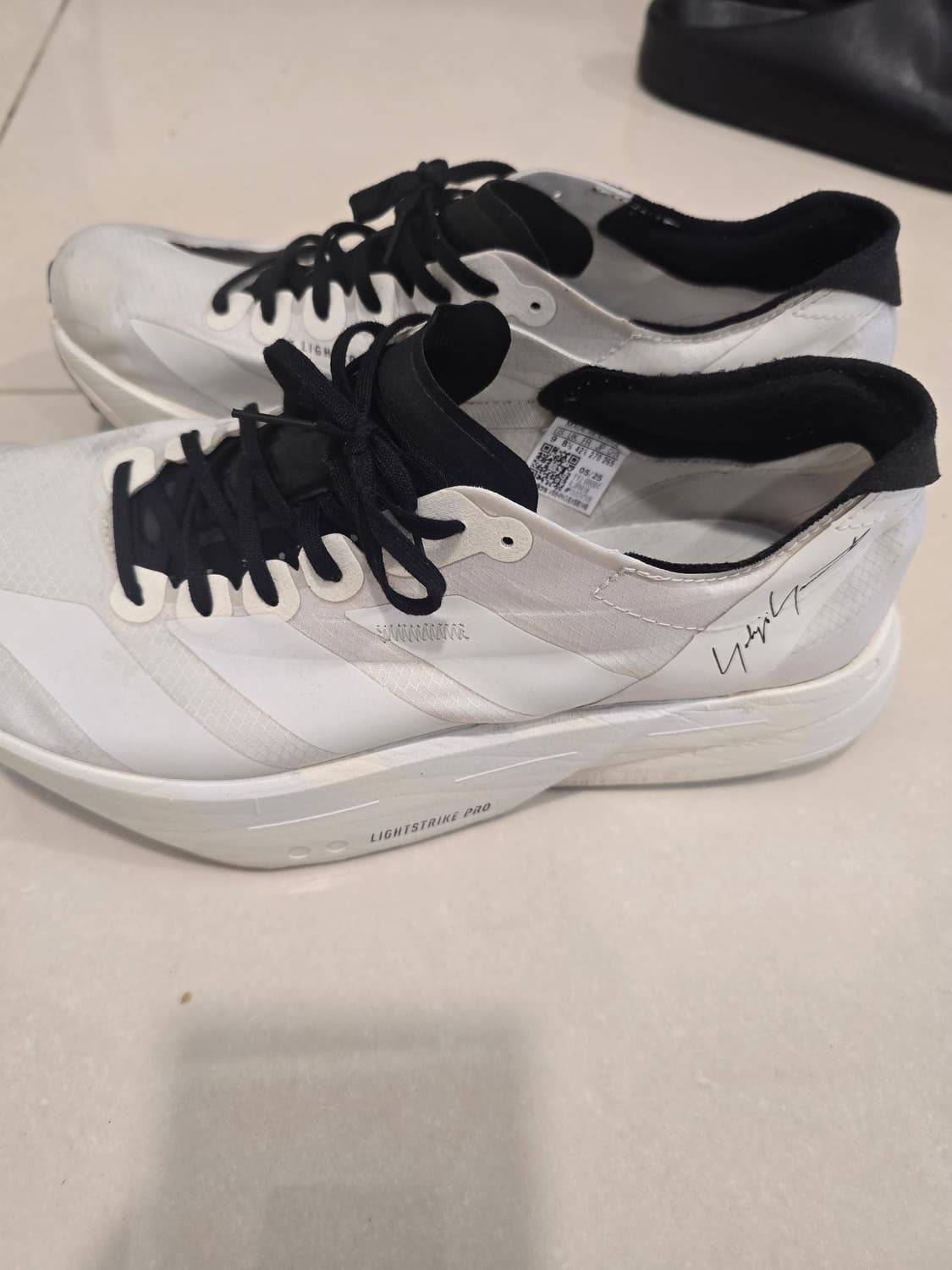 Y-3 아디오스 프로 4 270 상품이미지4