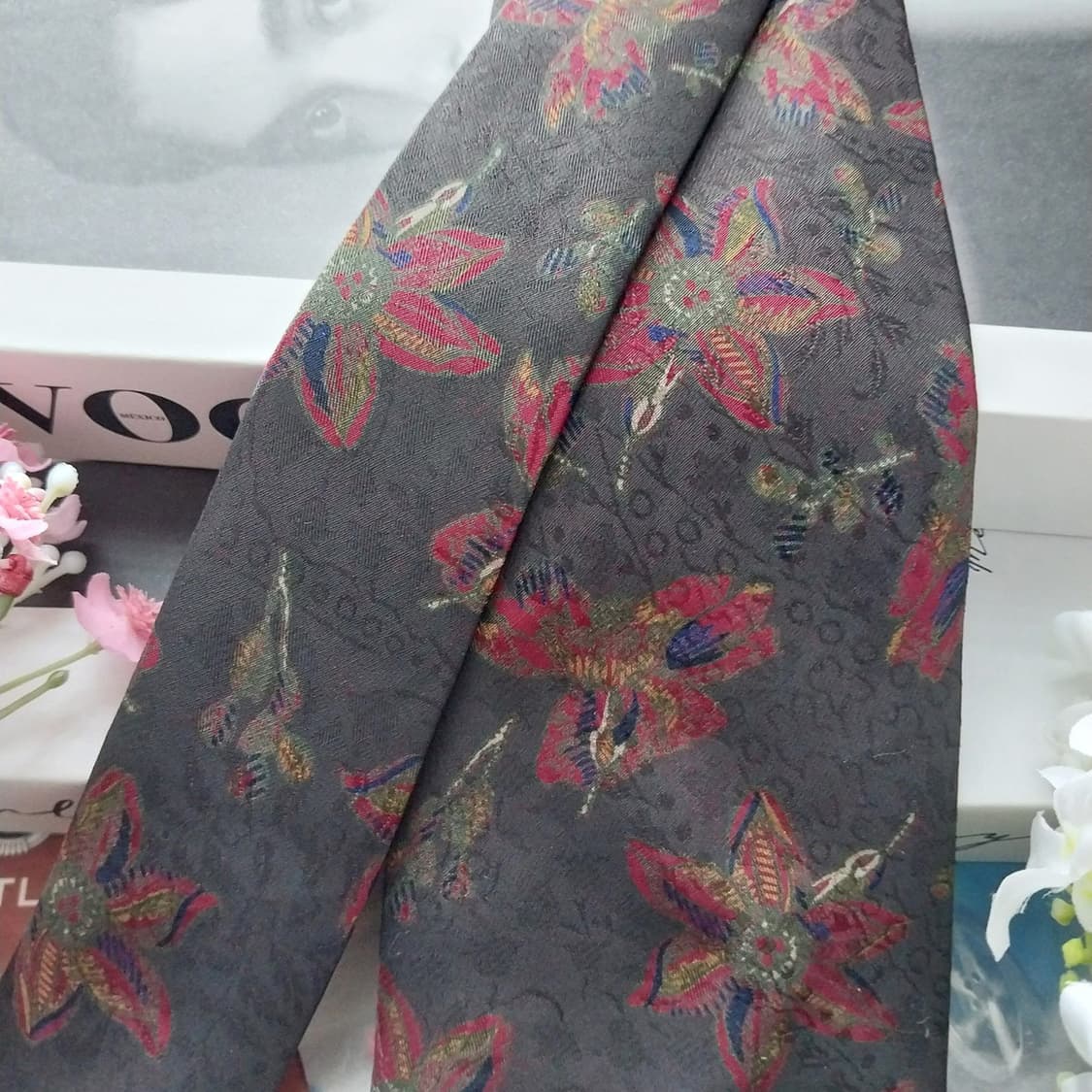 던힐 실크 다크그레이&브라운 아트 패턴 넥타이 9cm A+등급 K1456 상품이미지3