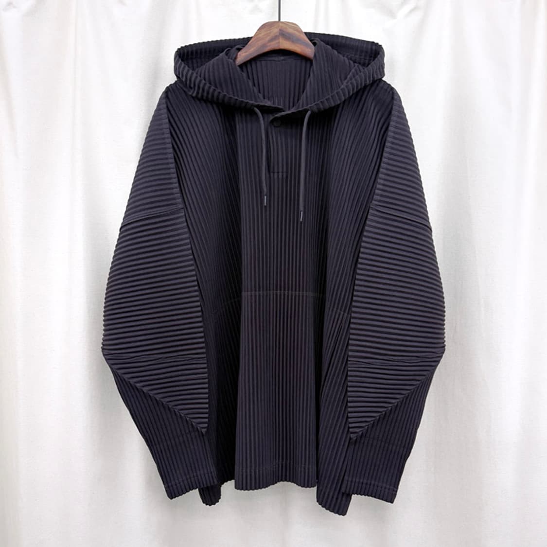 옴므플리세 이세이미야케 아노락 후드 상품이미지1