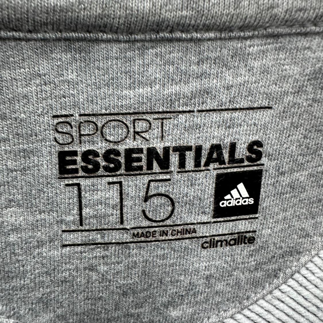 110 아디다스 빅로고 남자 맨투맨 상품이미지3