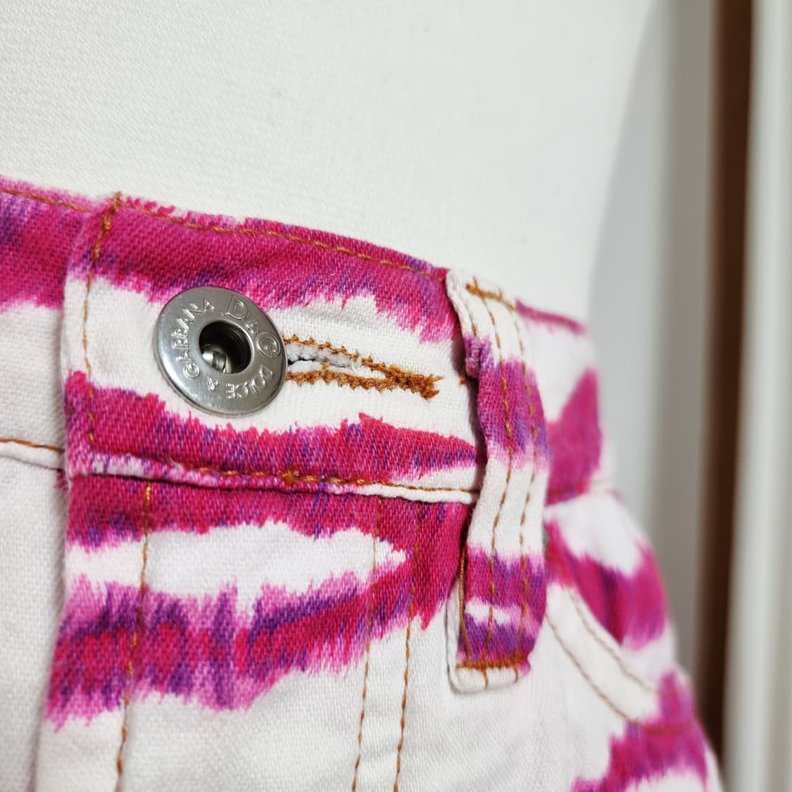 돌체앤가바나 D&G 핑크레오파드 코튼데님 스커트 치마 (표기26/40) 상품이미지4