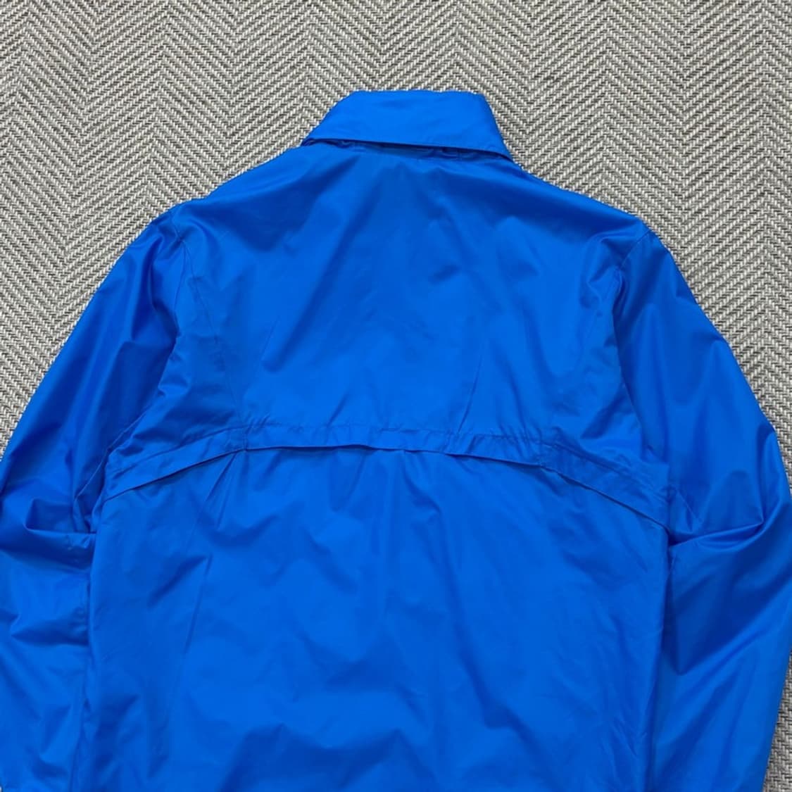 푸마 옥스퍼드유나이티드 바람막이 v2026 상품이미지4