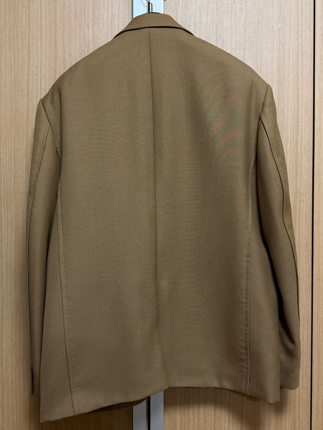 인사일런스 커브드 라인 울 블레이저 모카 M 상품이미지2