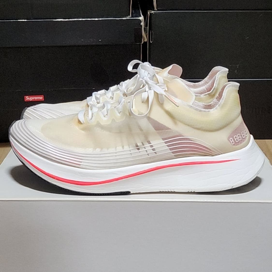 나이키 줌플라이 280 SP 크림슨 화이트 상품이미지1