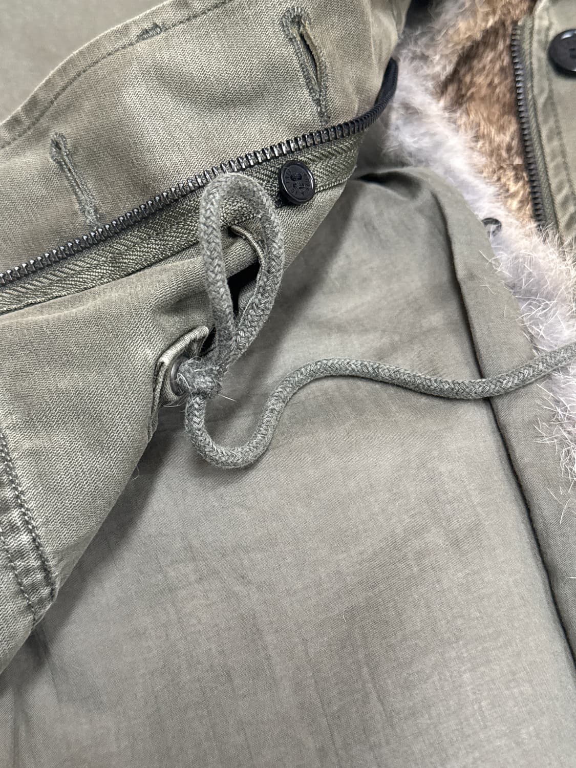 자딕 앤 볼테르 밀리터리 리얼 토끼퍼 자켓 상품이미지6