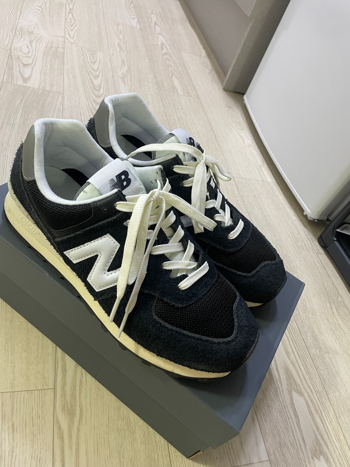 뉴발란스 574 헤리티지 딥블랙 상품이미지1