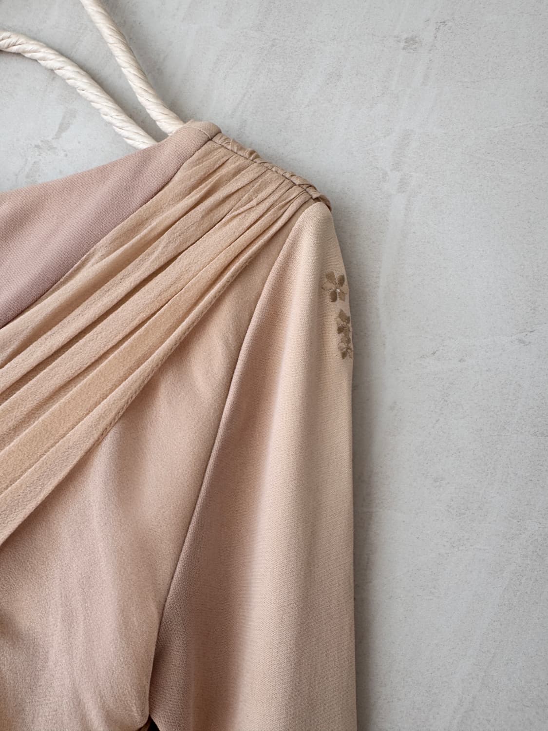 Alice + Olivia 셔링 실크 원피스 베이지4사이즈(44사이즈) 상품이미지7