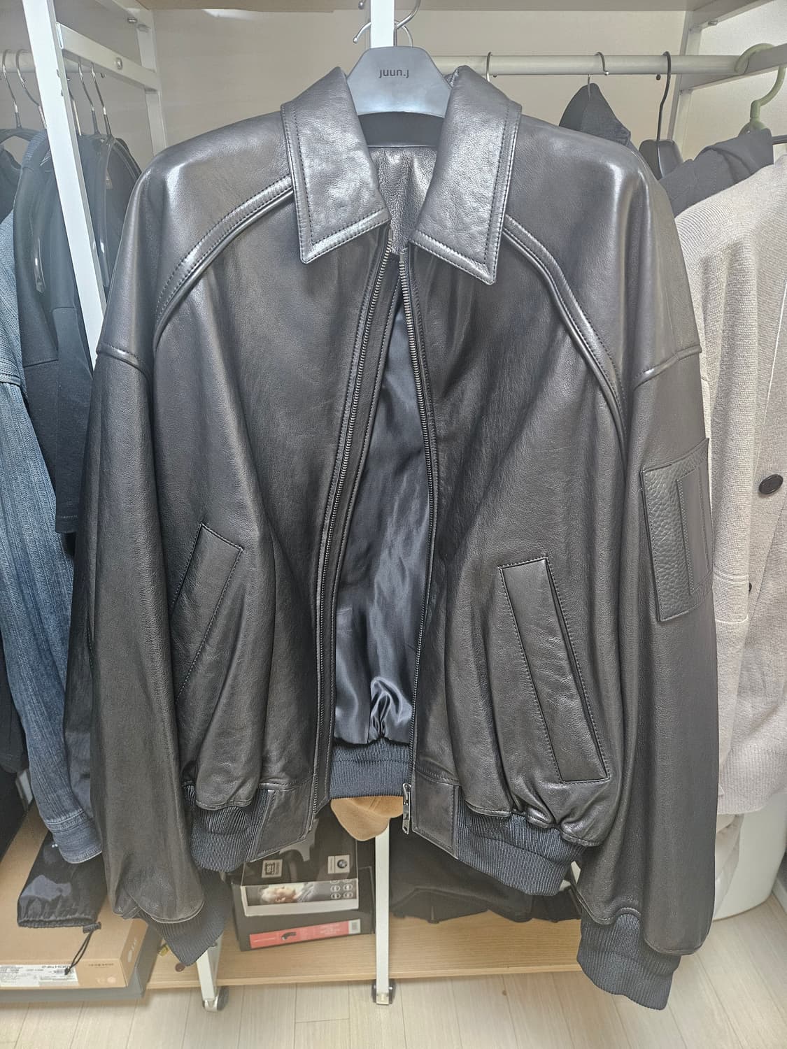 준지 23fw 양가죽자켓 팝니다 48 상품이미지1