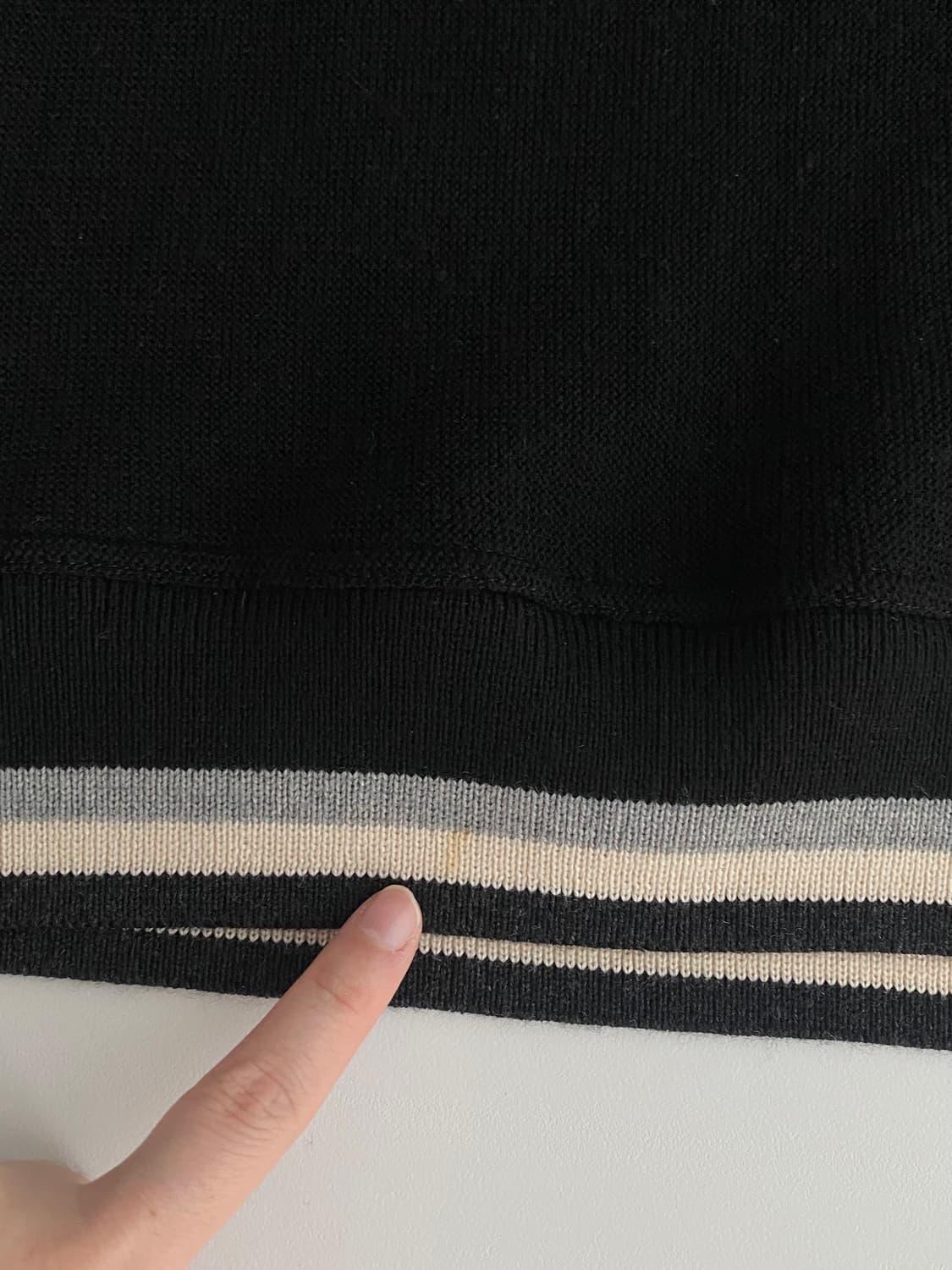 라코스테 브이넥 니트 상품이미지3