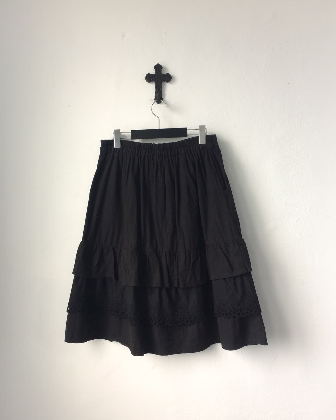 Punching point layer midi skirt 상품이미지2