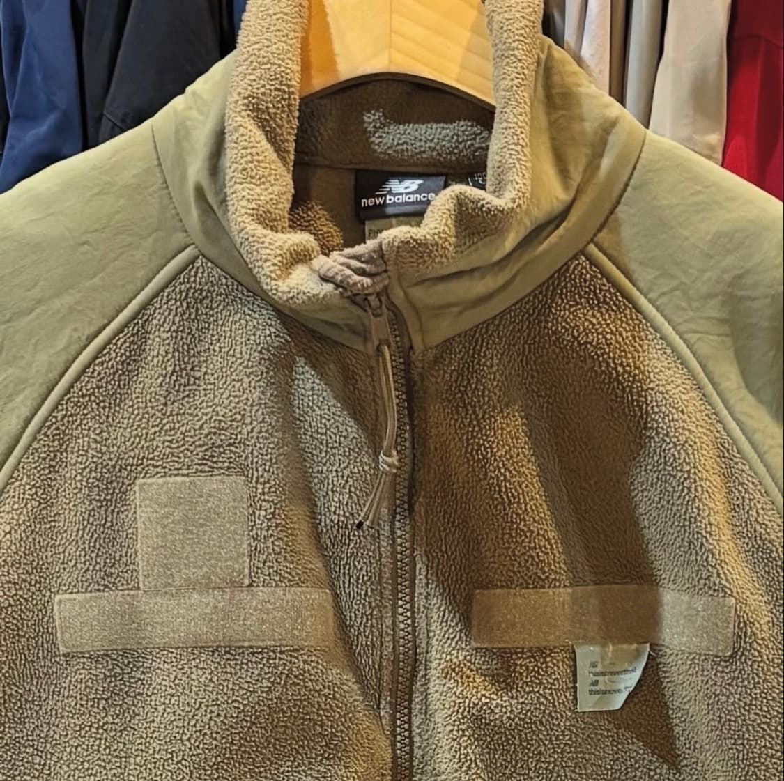 뉴발란스 X 디스이즈네버댓 PFU 플리스 집업 상품이미지3