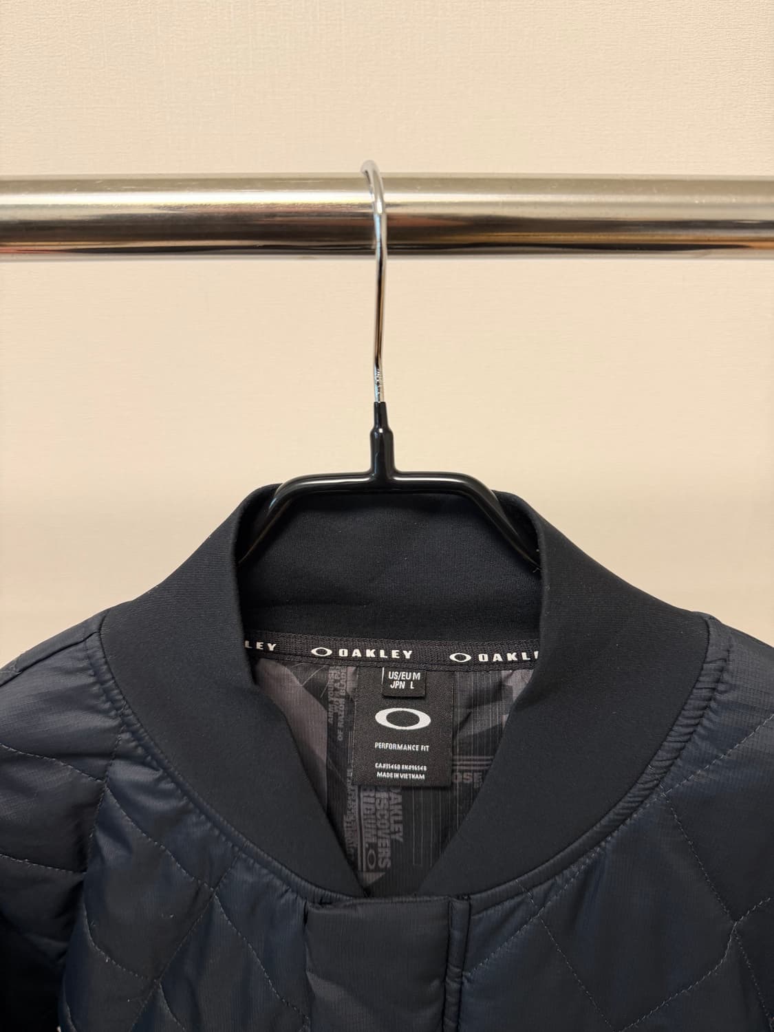 OAKLEY Quilted Zip-up Bomber Jacket 상품이미지4